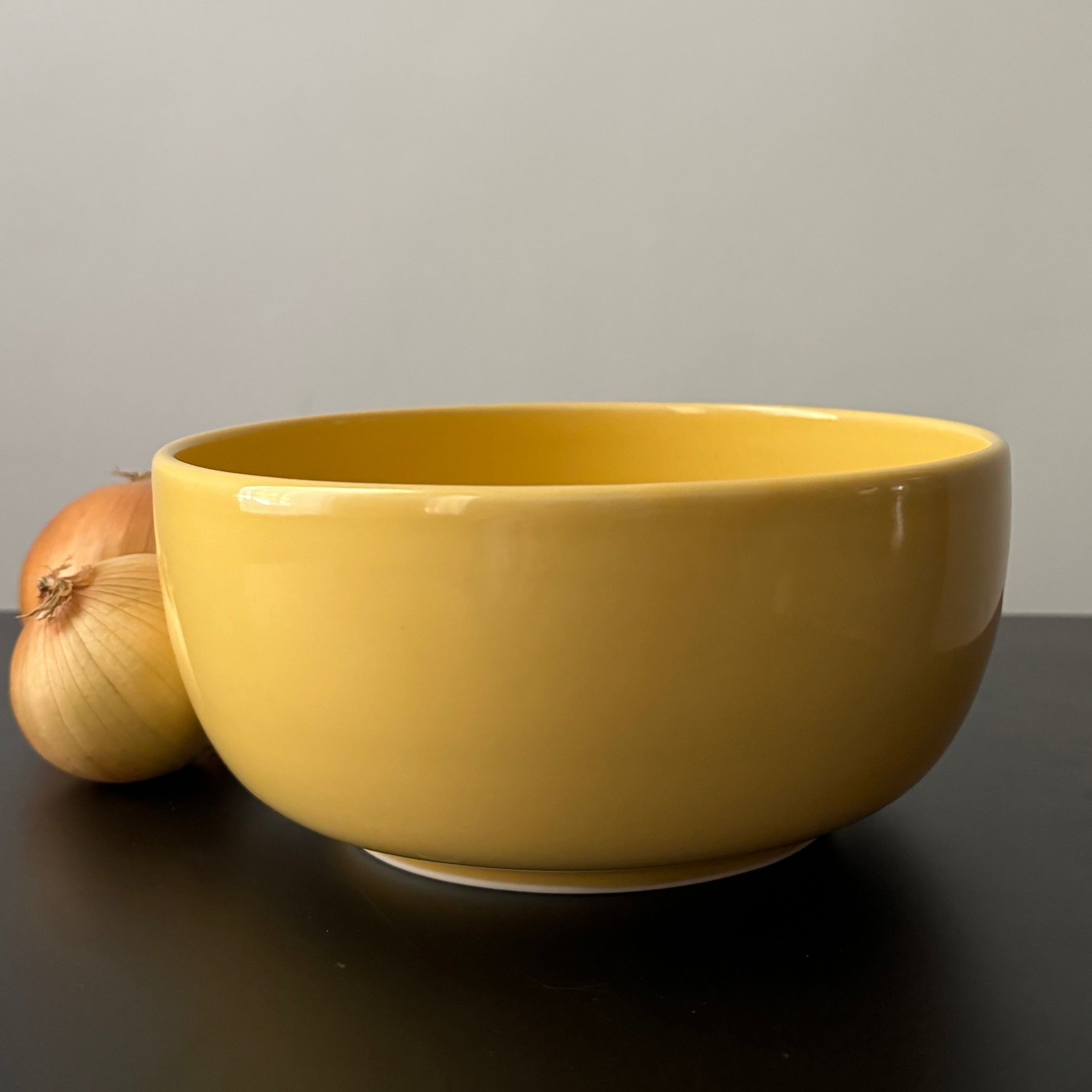食器  soup bowl Amazon.com | Sweejar Ceramic Soup Bowls with Double Handles, 20 Oz