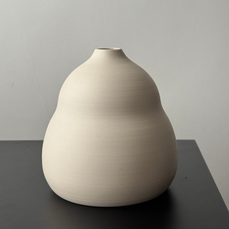 6-8" Kaolin White Vases