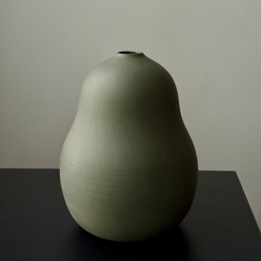 8-11" Ivy Green Vases