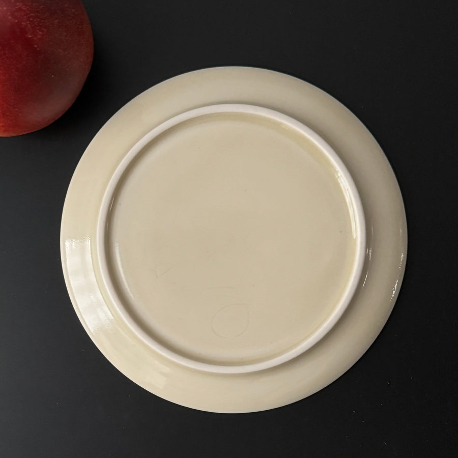 B07 BEVEL Bread plate