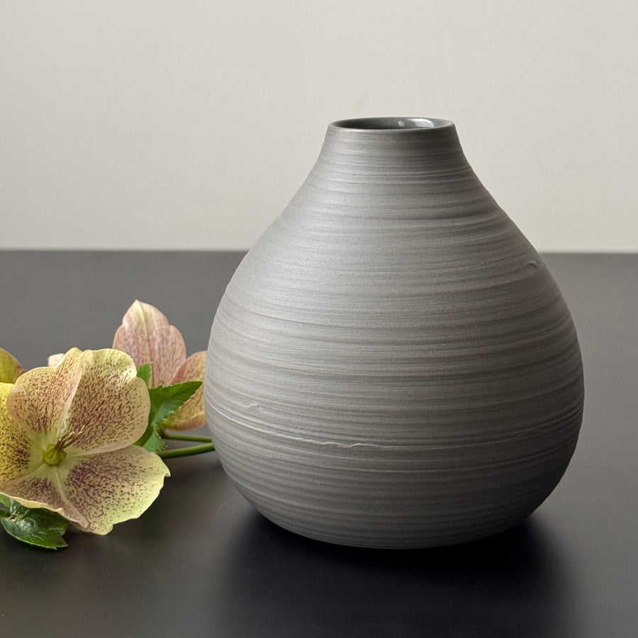 JG Vase
