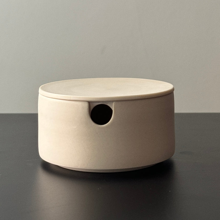 Sugar bowls